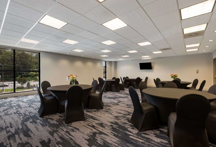 酒店 The Hub Middletown Red Bank  Best Western Signature Collection
