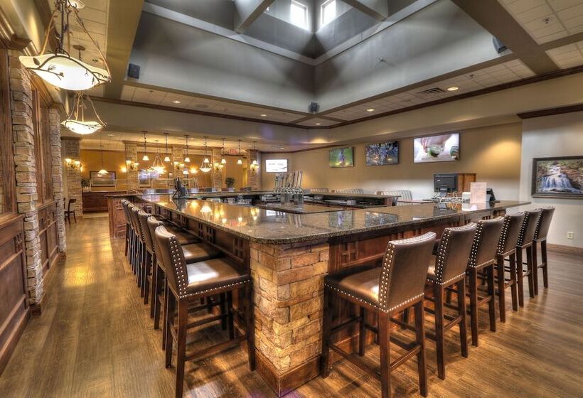 The Ramsey Hotel And Convention Center