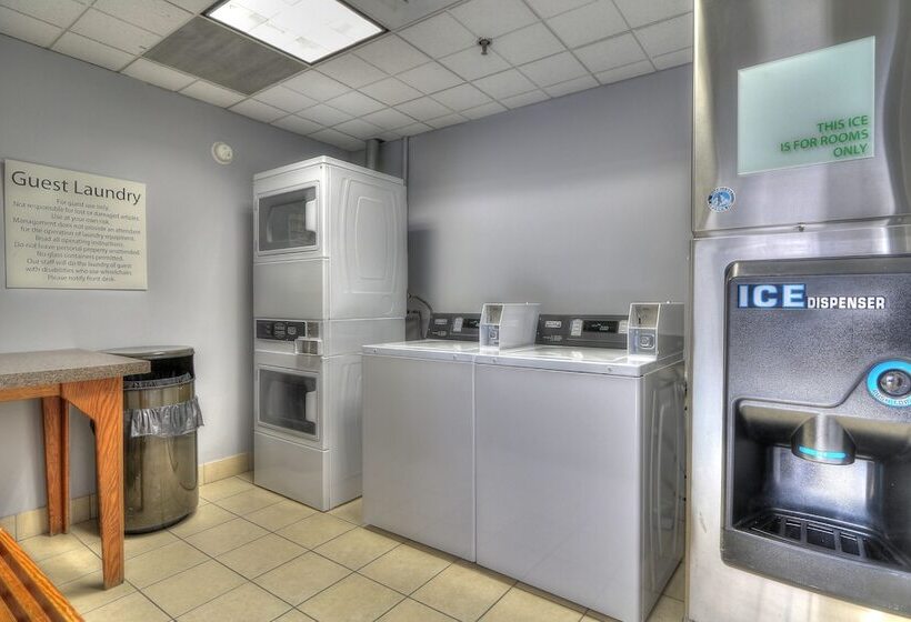 The Ramsey Hotel And Convention Center