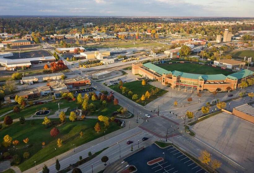 酒店 University Plaza