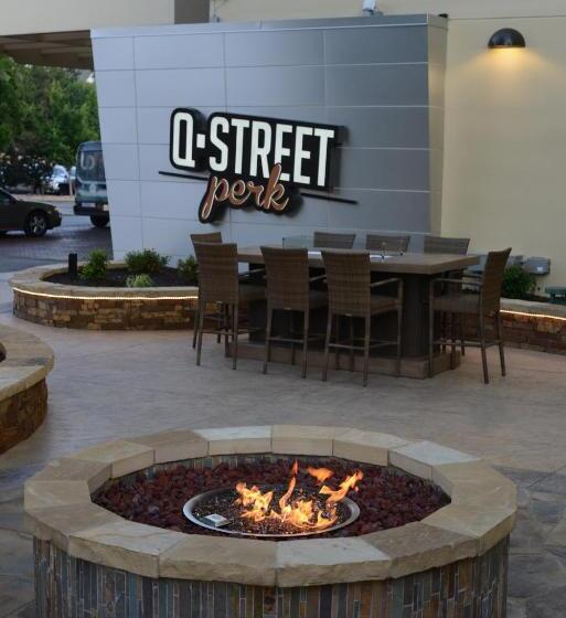 酒店 University Plaza