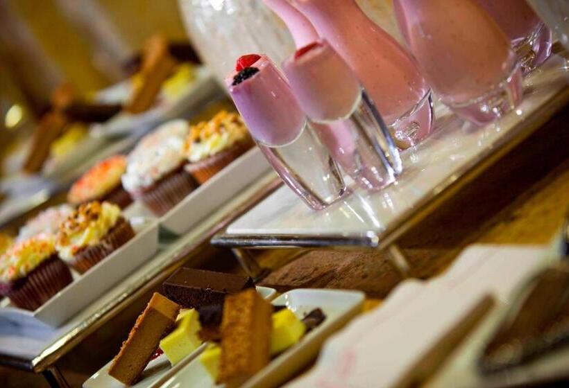 Отель Washington Marriott At Metro Center