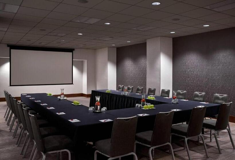 Отель Washington Marriott At Metro Center