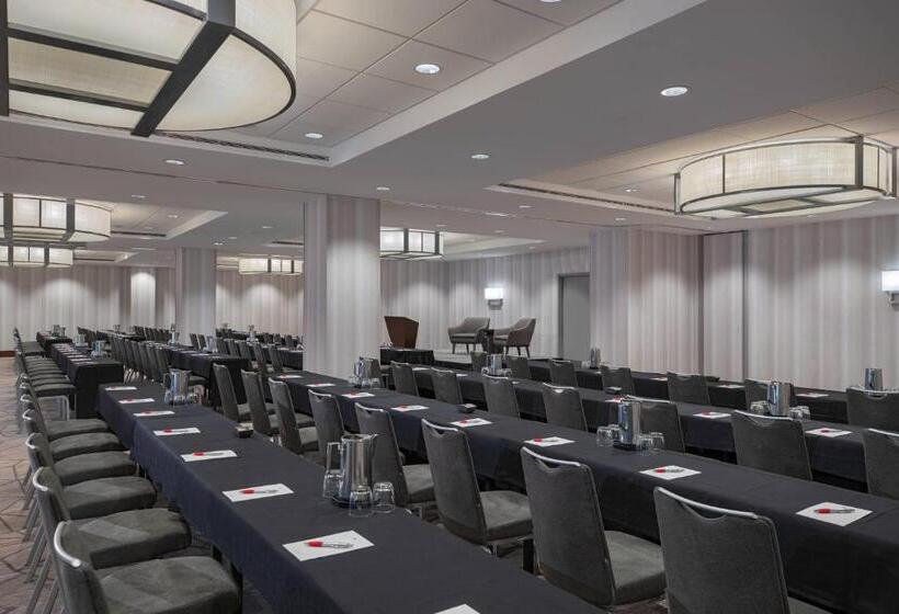 Отель Washington Marriott At Metro Center