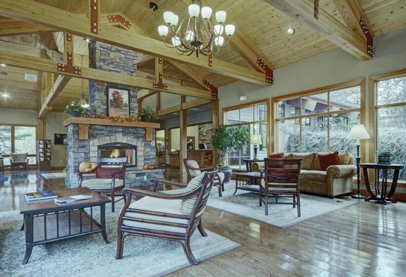 هتل Seventh Mountain Resort