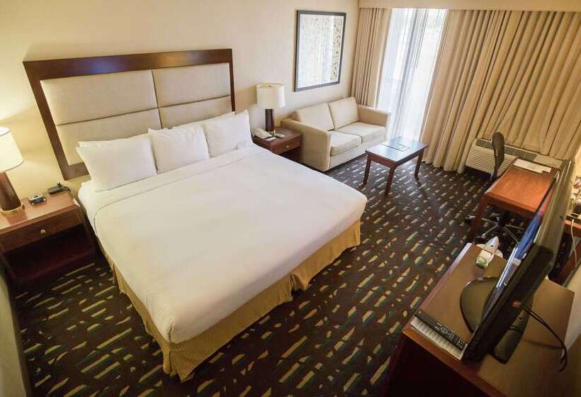 هتل Wyndham Chicago O'Hare