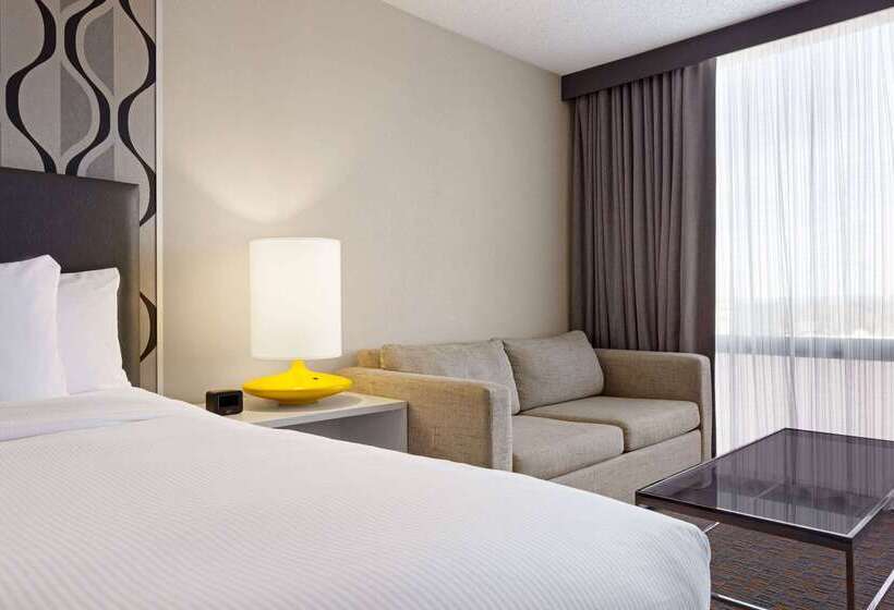 فندق Wyndham Fort Smith City Center