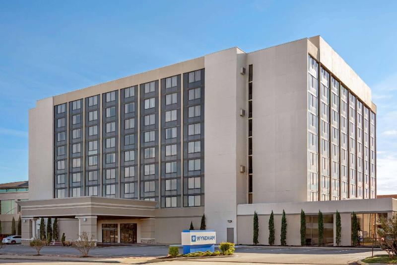 فندق Wyndham Fort Smith City Center