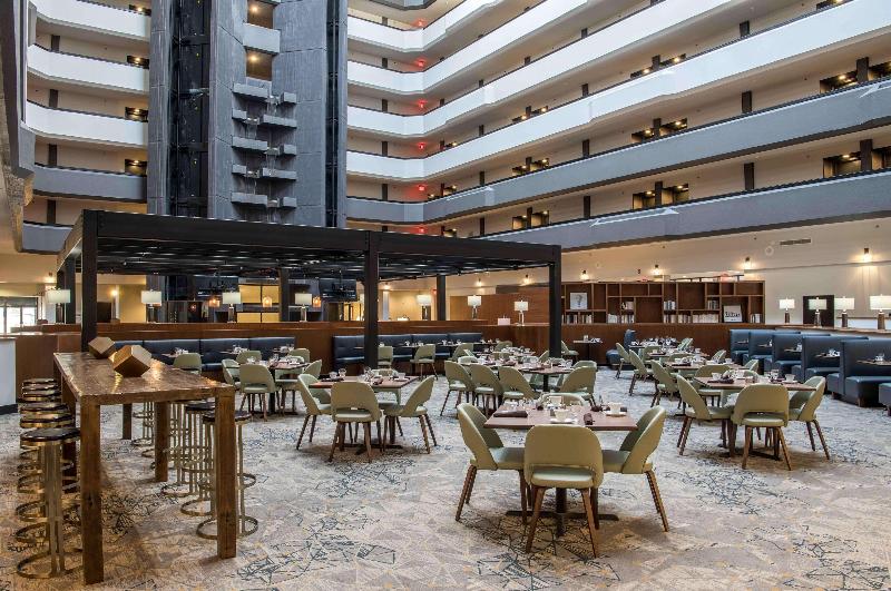 فندق Wyndham Fort Smith City Center