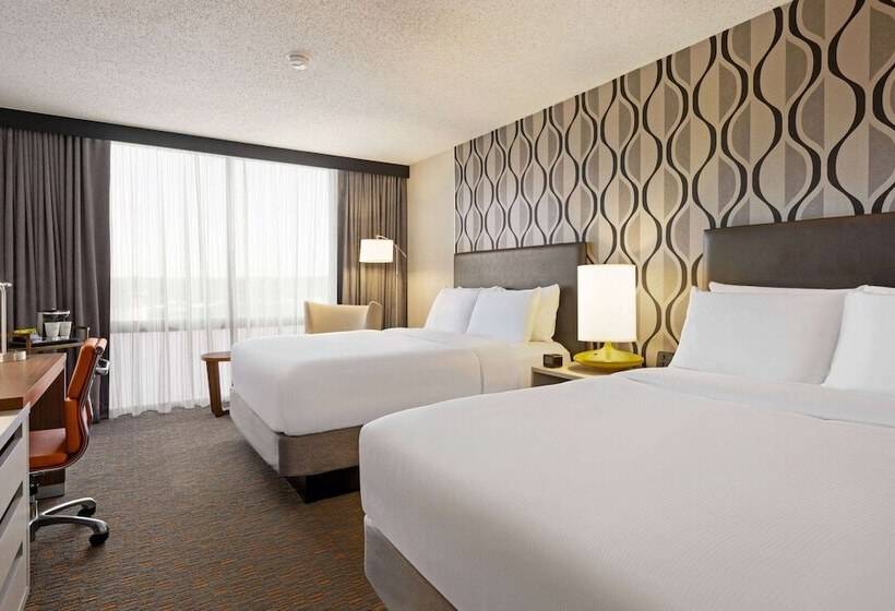 فندق Wyndham Fort Smith City Center