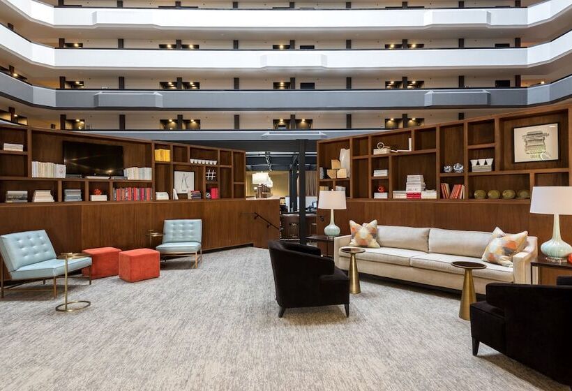 فندق Wyndham Fort Smith City Center