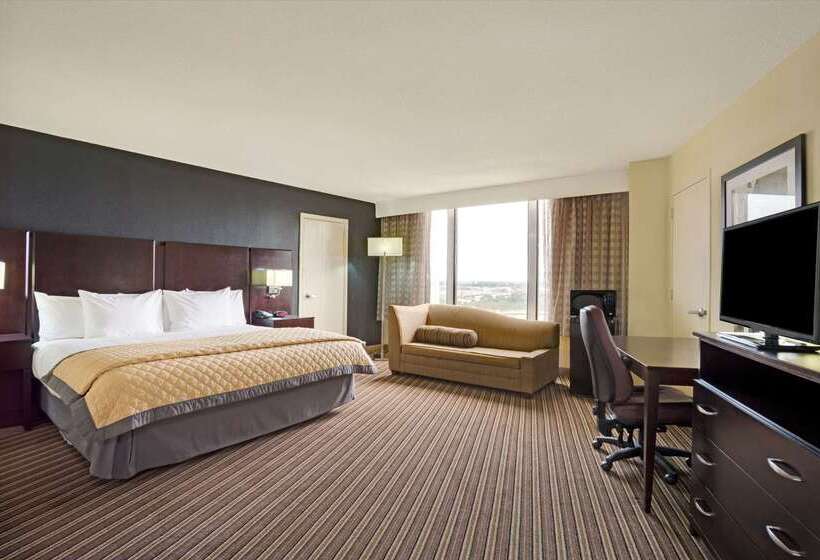 ホテル Wyndham Garden Norfolk Downtown