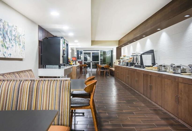 فندق Wyndham Garden Washington Dc North