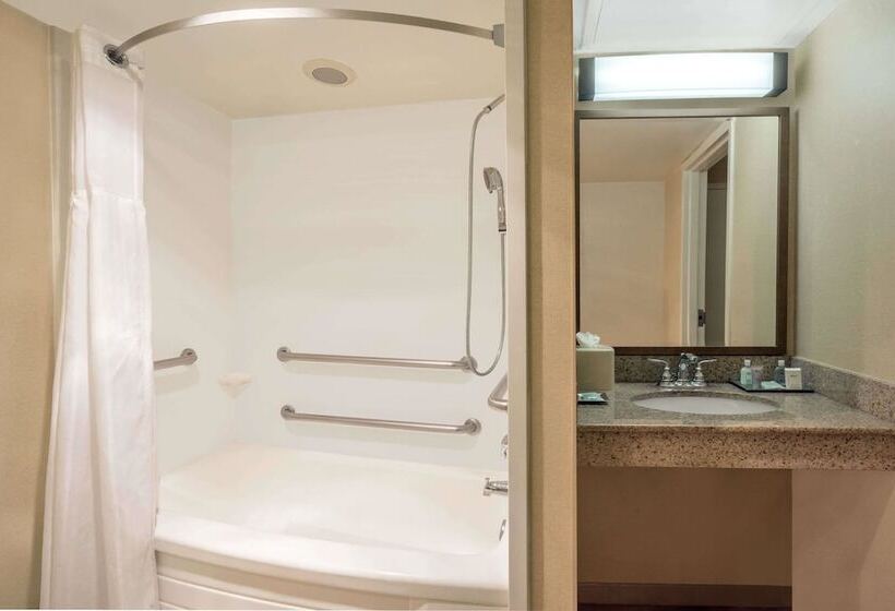 فندق Wyndham Garden Washington Dc North