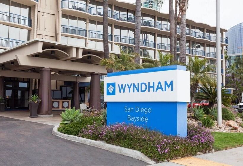 Отель Wyndham San Diego Bayside