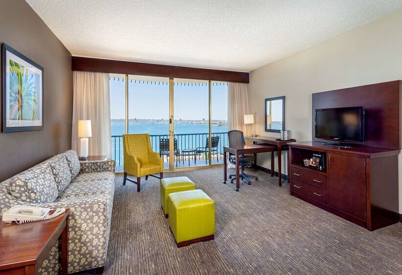 Отель Wyndham San Diego Bayside