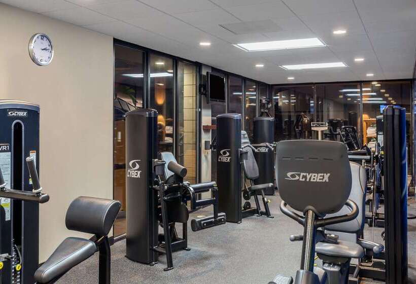 Отель Wyndham San Diego Bayside