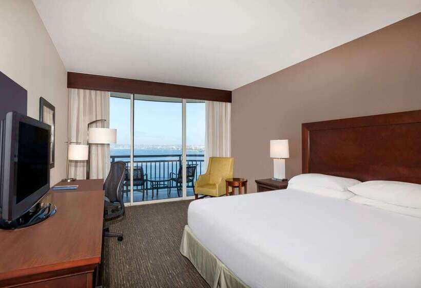 Отель Wyndham San Diego Bayside