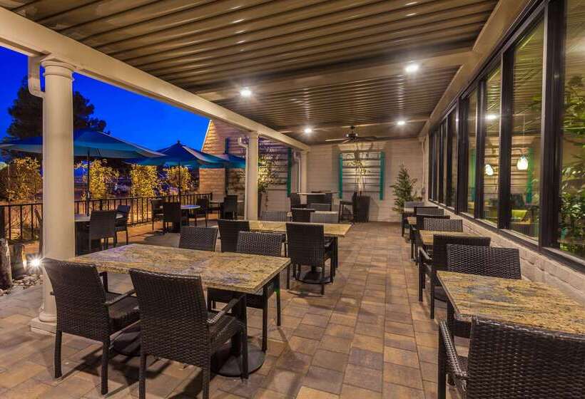 호텔 Wyndham Visalia