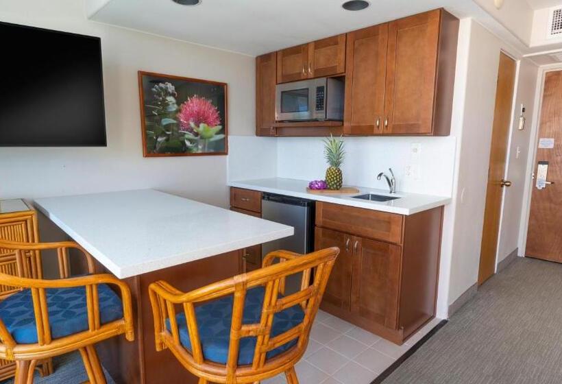 Imperial Hawaii Resort