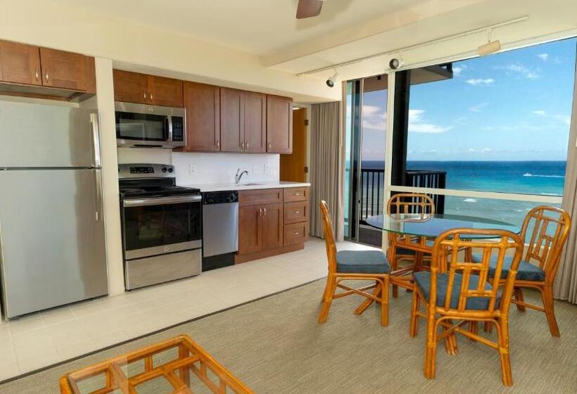 Imperial Hawaii Resort