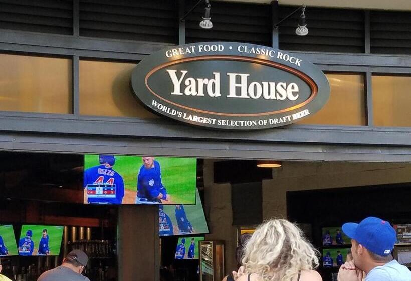 Imperial Hawaii Resort