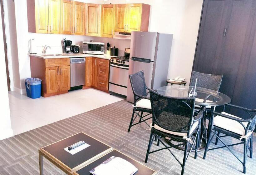 Imperial Hawaii Resort