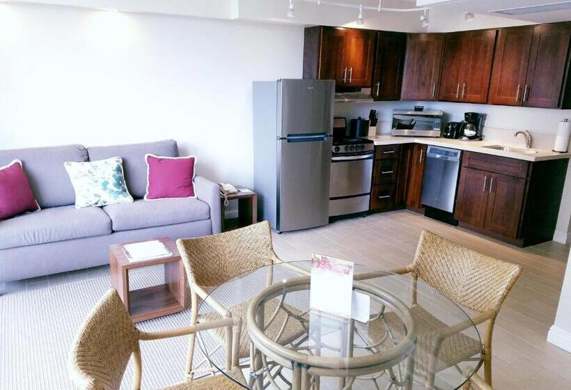 Imperial Hawaii Resort