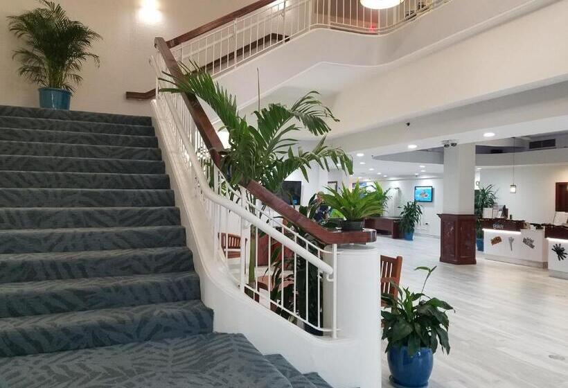 Imperial Hawaii Resort