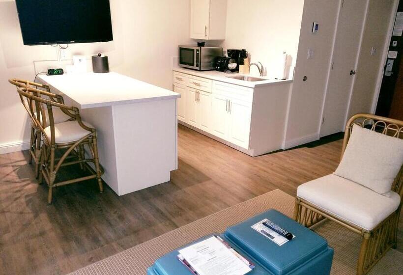 Imperial Hawaii Resort