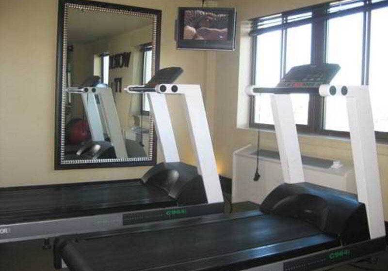 Inlet Tower Hotel & Suites