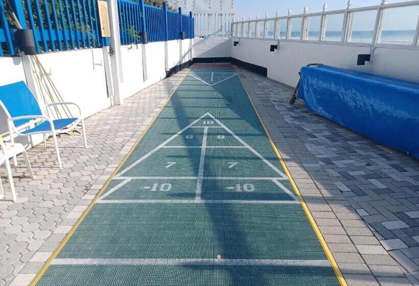 Islander Beach Resort  New Smyrna Beach