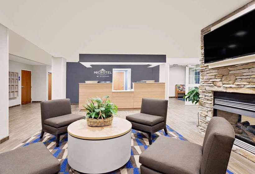 Microtel Inn & Suites By Wyndham Middletown