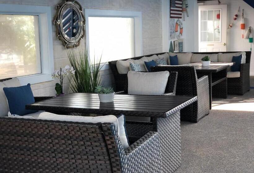 מוטל Hyannis Inn