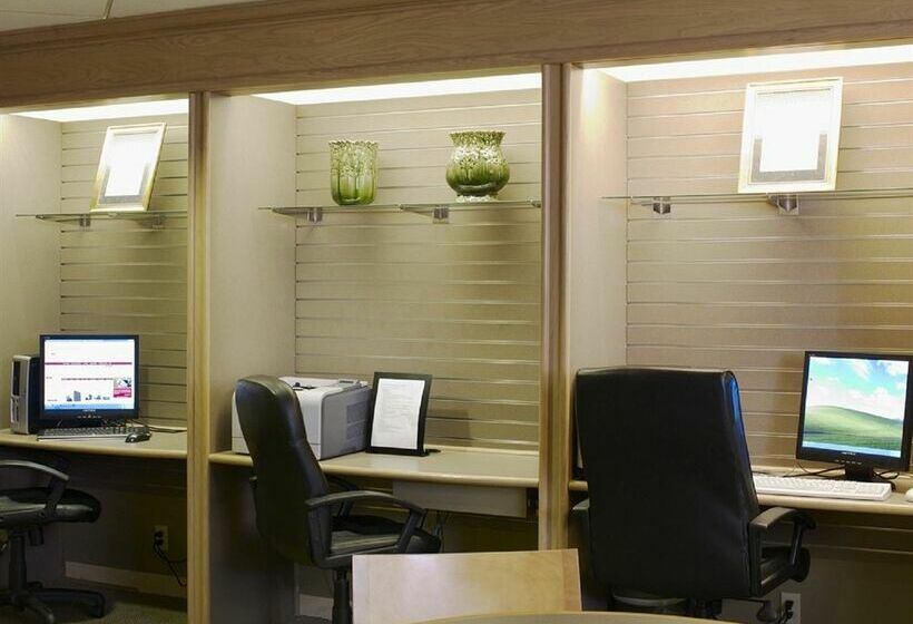 Red Lion Hotel Hartford