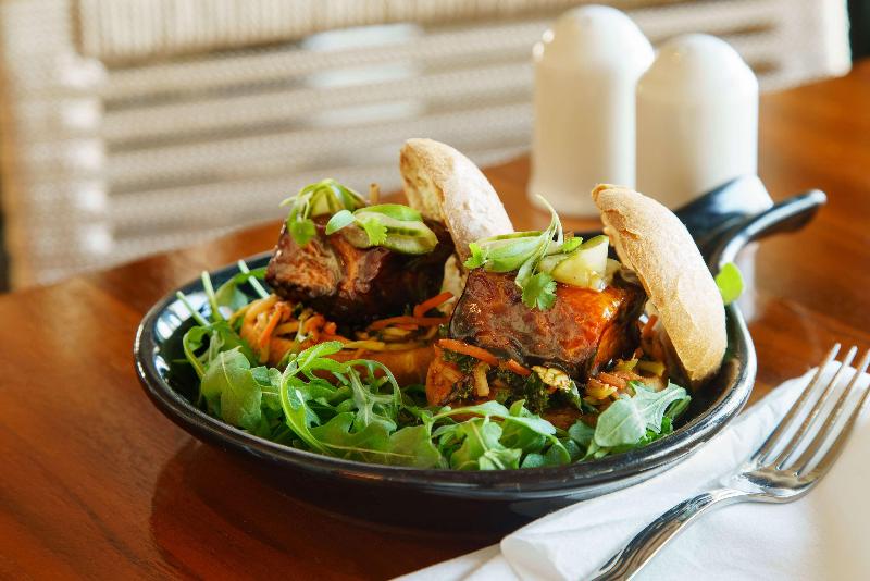 منتجع Hilton Garden Inn St. Pete Beach