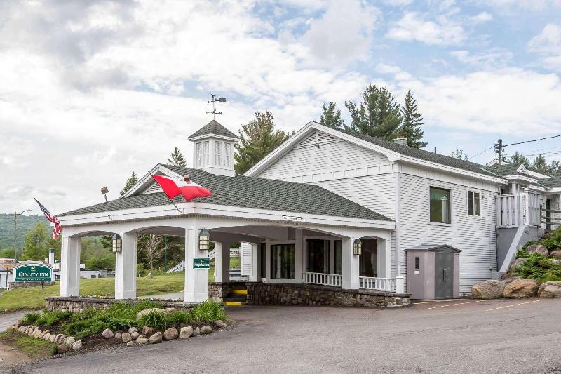 منتجع Quality Inn On Lake Placid Lake Placid