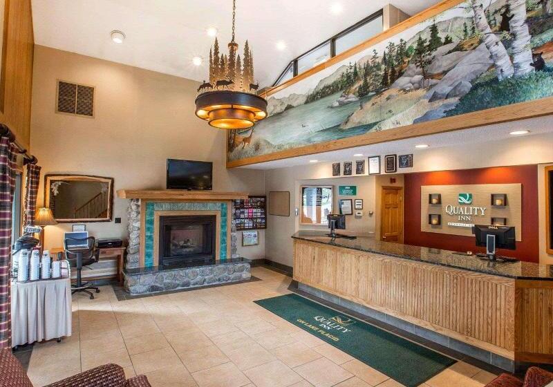 منتجع Quality Inn On Lake Placid Lake Placid