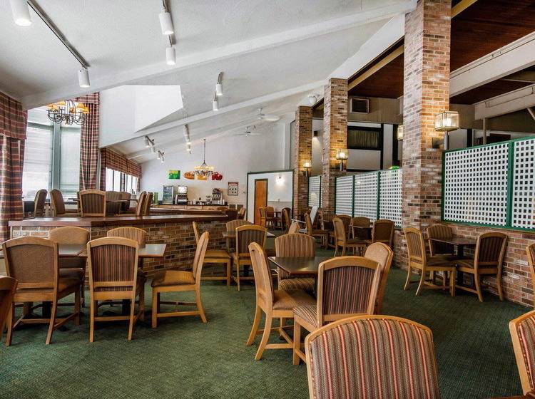 منتجع Quality Inn On Lake Placid Lake Placid