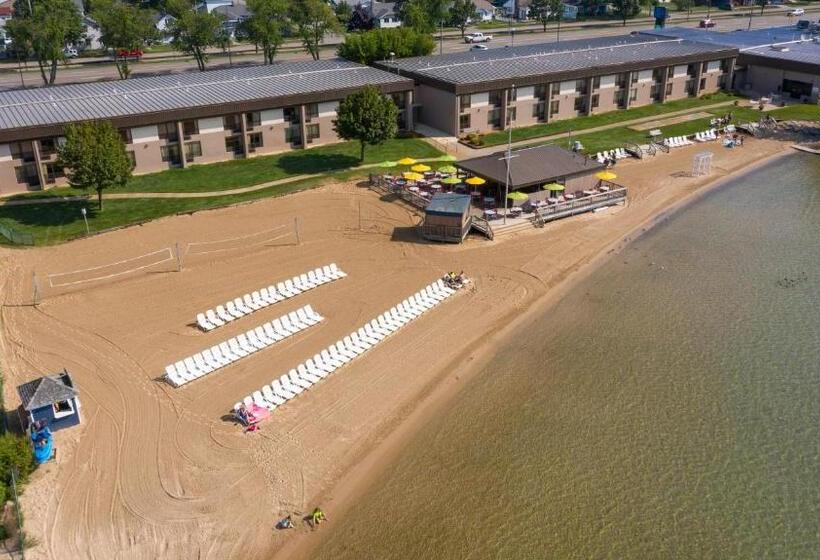 Tawas Bay Beach Resort & Conference Center
