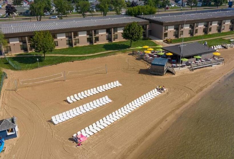 Tawas Bay Beach Resort & Conference Center