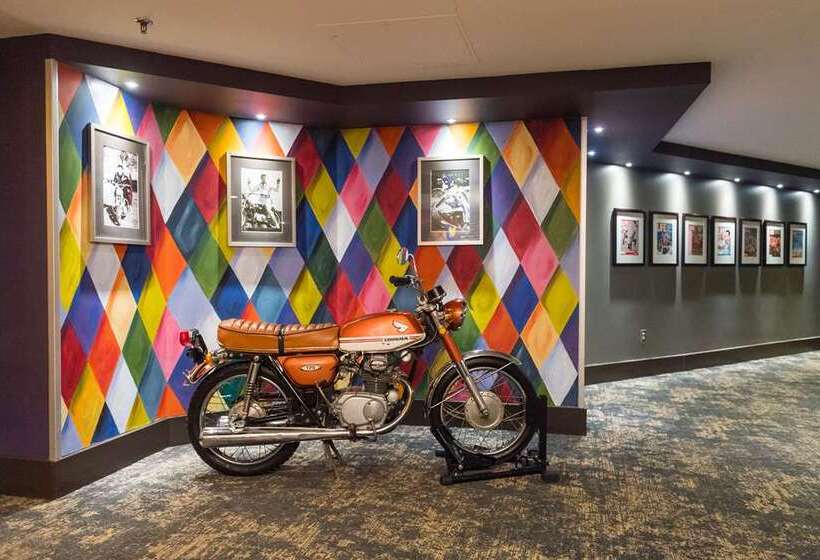 The Verve Hotel Boston Natick, Tapestry Collection By Hilton