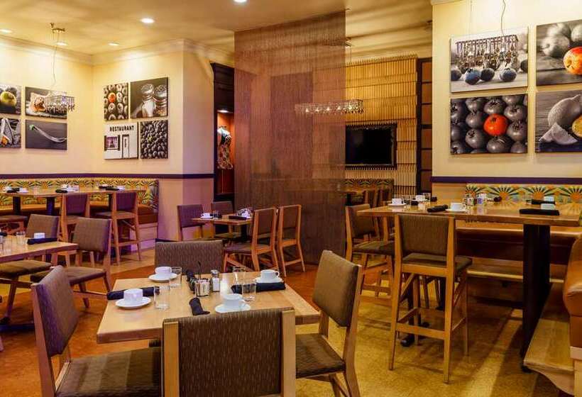 The Verve Hotel Boston Natick, Tapestry Collection By Hilton