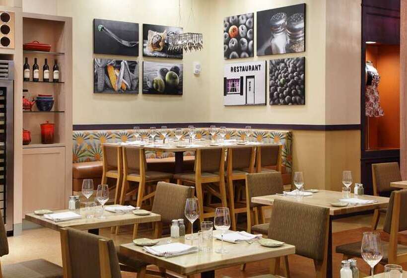 The Verve Hotel Boston Natick, Tapestry Collection By Hilton