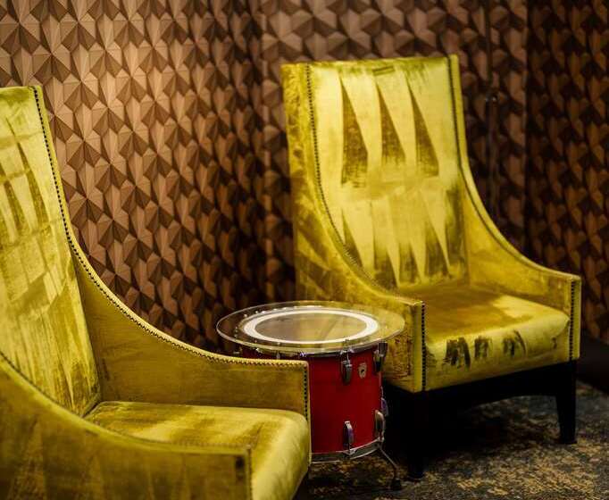 The Verve Hotel Boston Natick, Tapestry Collection By Hilton