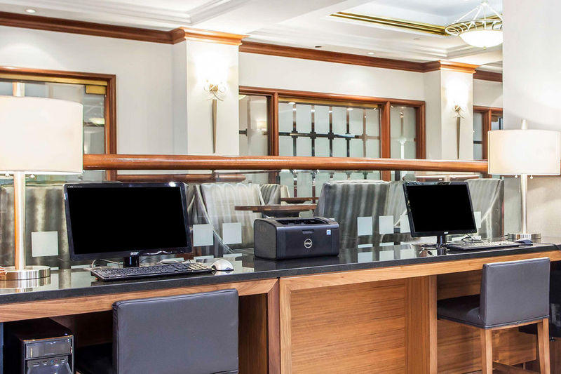 Clarion Hotel Empire Meadowlands