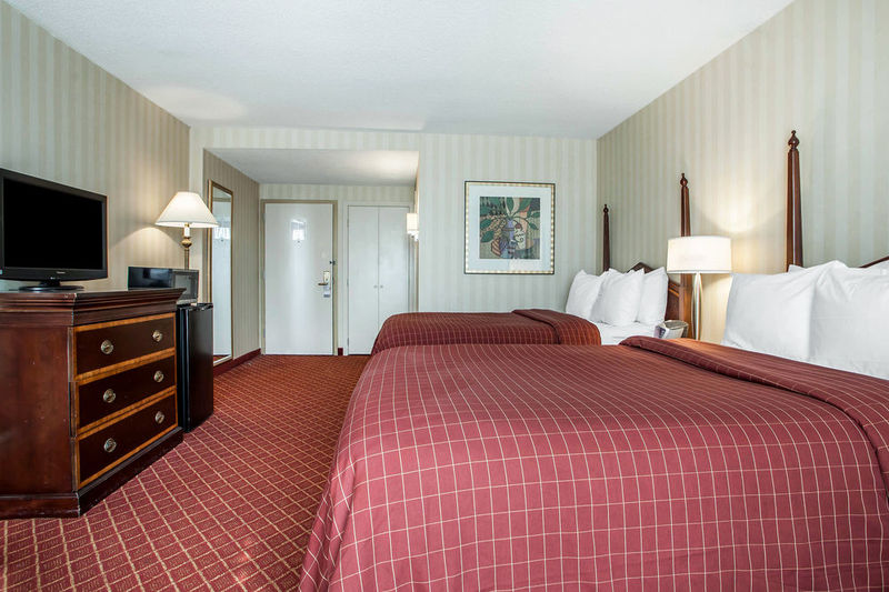 Clarion Hotel Empire Meadowlands