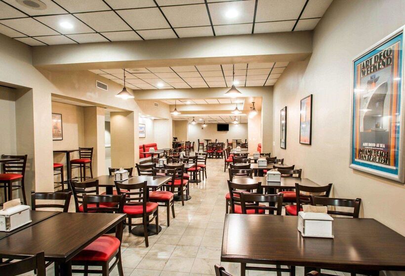 Clarion Inn & Suites Miami International Airport