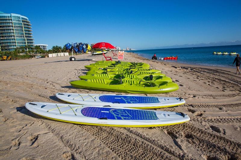 Fort Lauderdale Marriott Harbor Beach Resort & Spa
