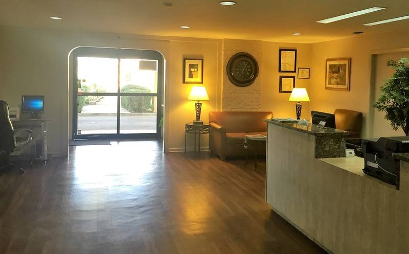 فندق Americas Best Value Inn Austin University